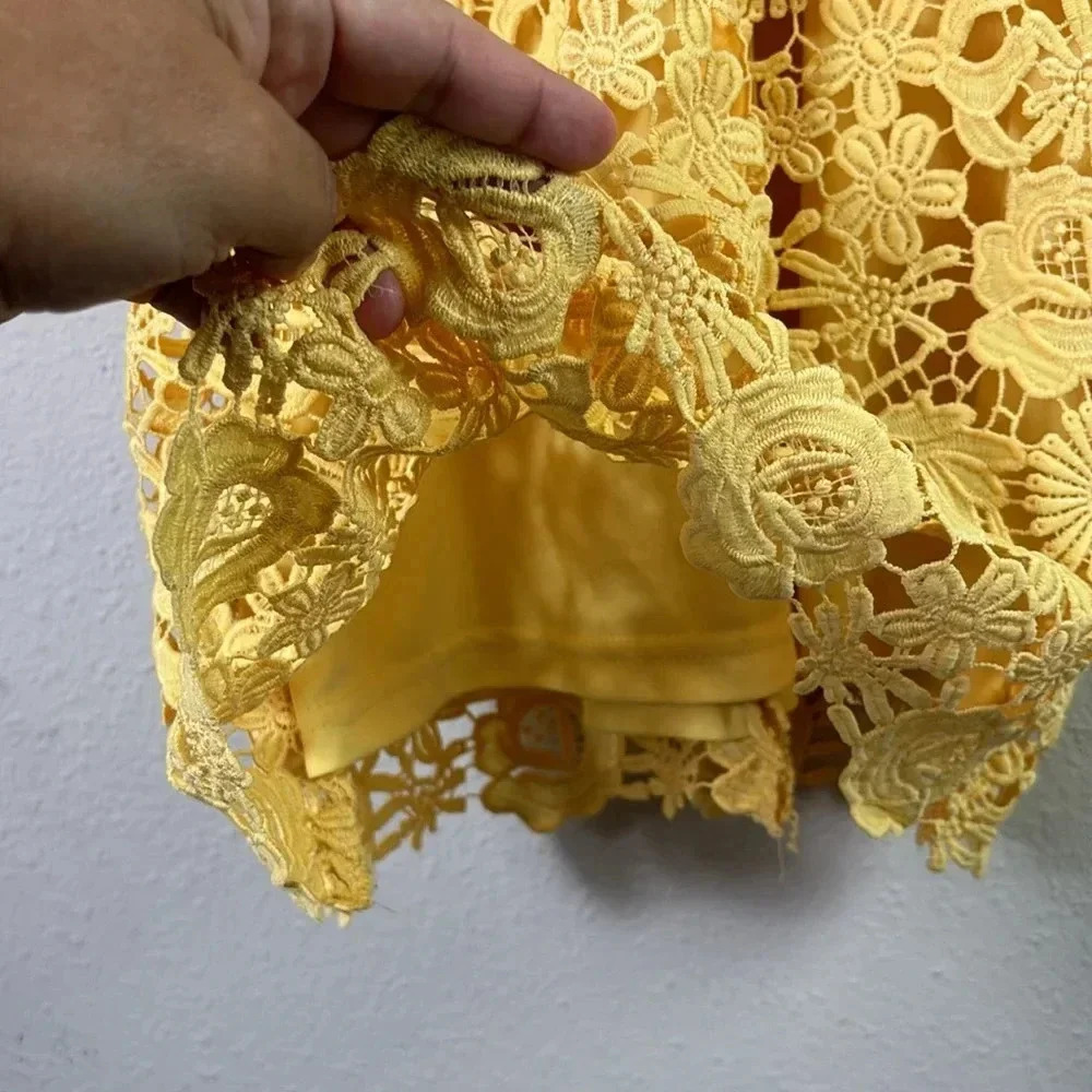 Lulus Love Poem Yellow Lace Eyelet Mini Dress Halter Neck size M - lined - Picture 10 of 16